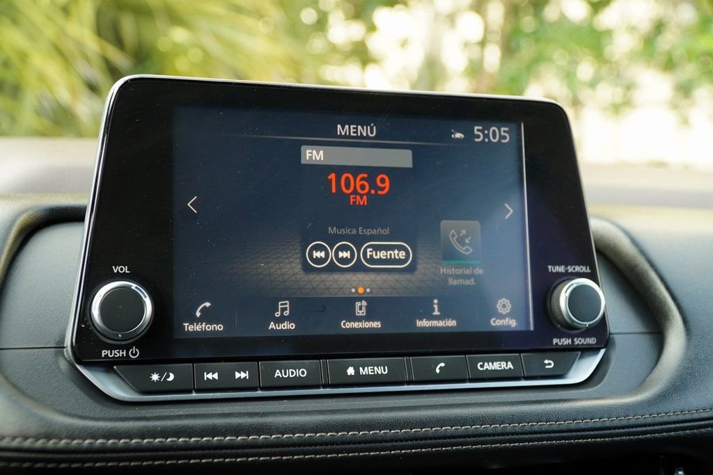 Used 2022 Nissan Rogue SV AWD/4WD image 21