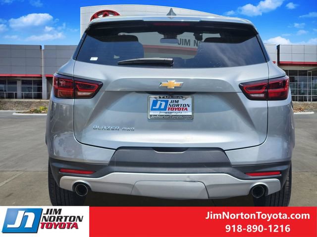 Used 2025 Chevrolet Blazer LT AWD/4WD image 6