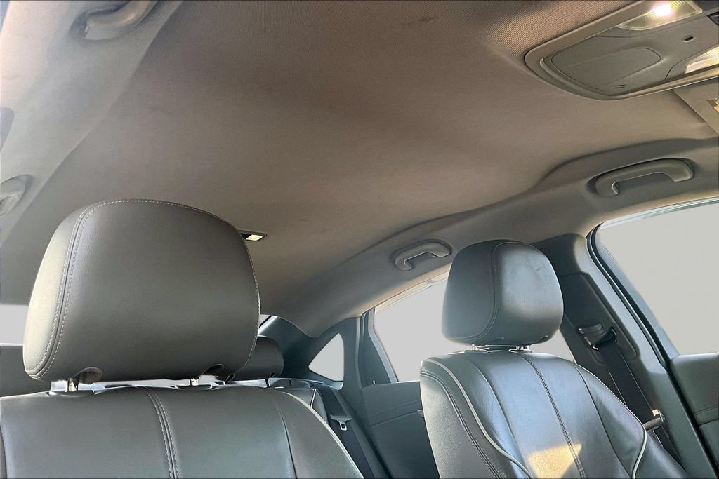Used 2017 Chevrolet Impala Premier FWD image 17