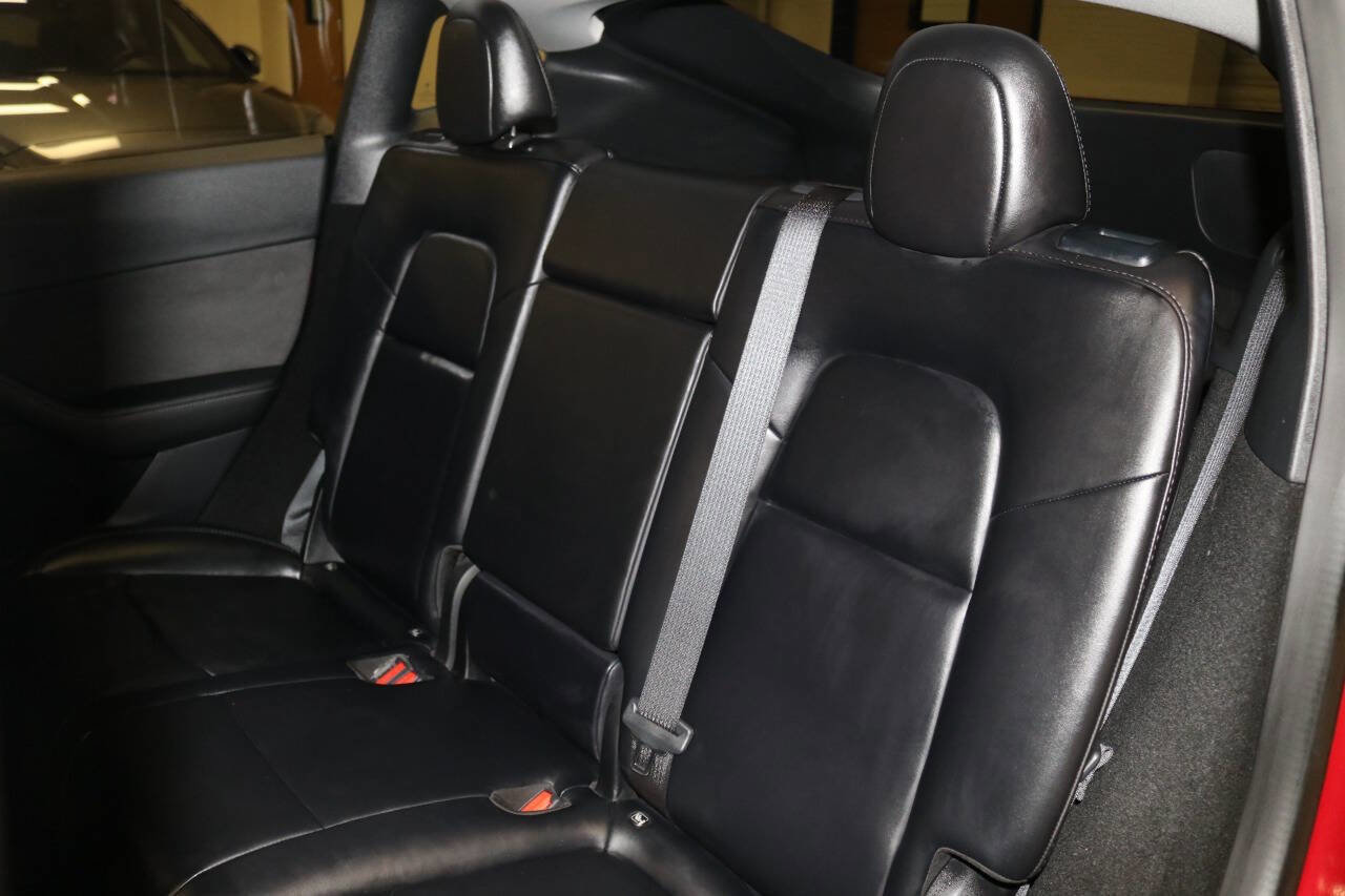 Used 2023 Tesla Model Y Performance image 61