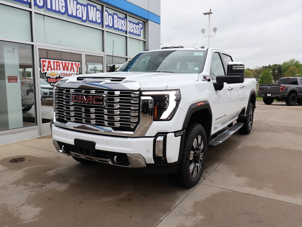 New 2026 GMC Sierra 2500 Denali w/ Denali Reserve Package AWD/4WD image 6