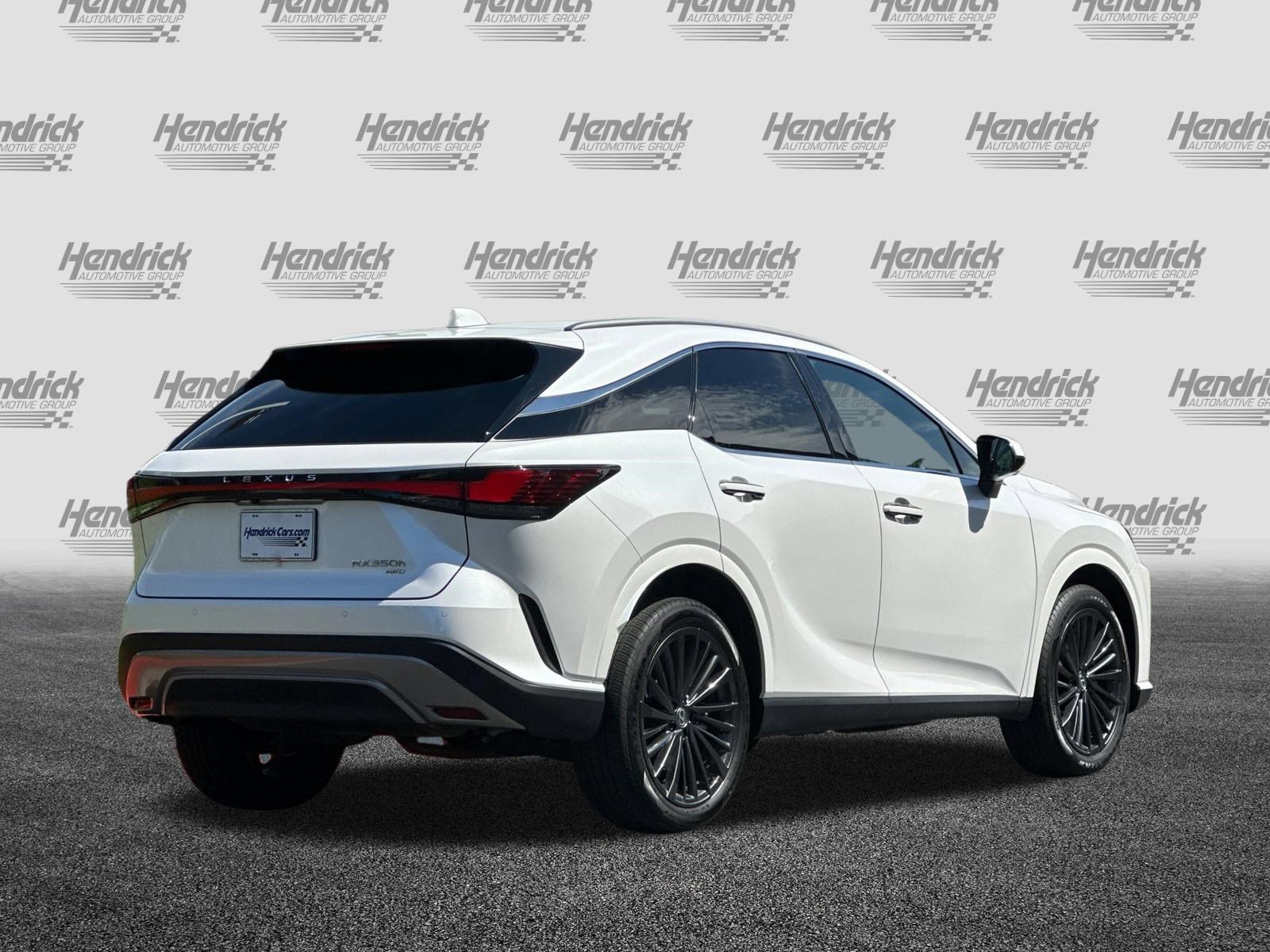 Certified 2025 Lexus RX 350h w/ Convenience Package image 5