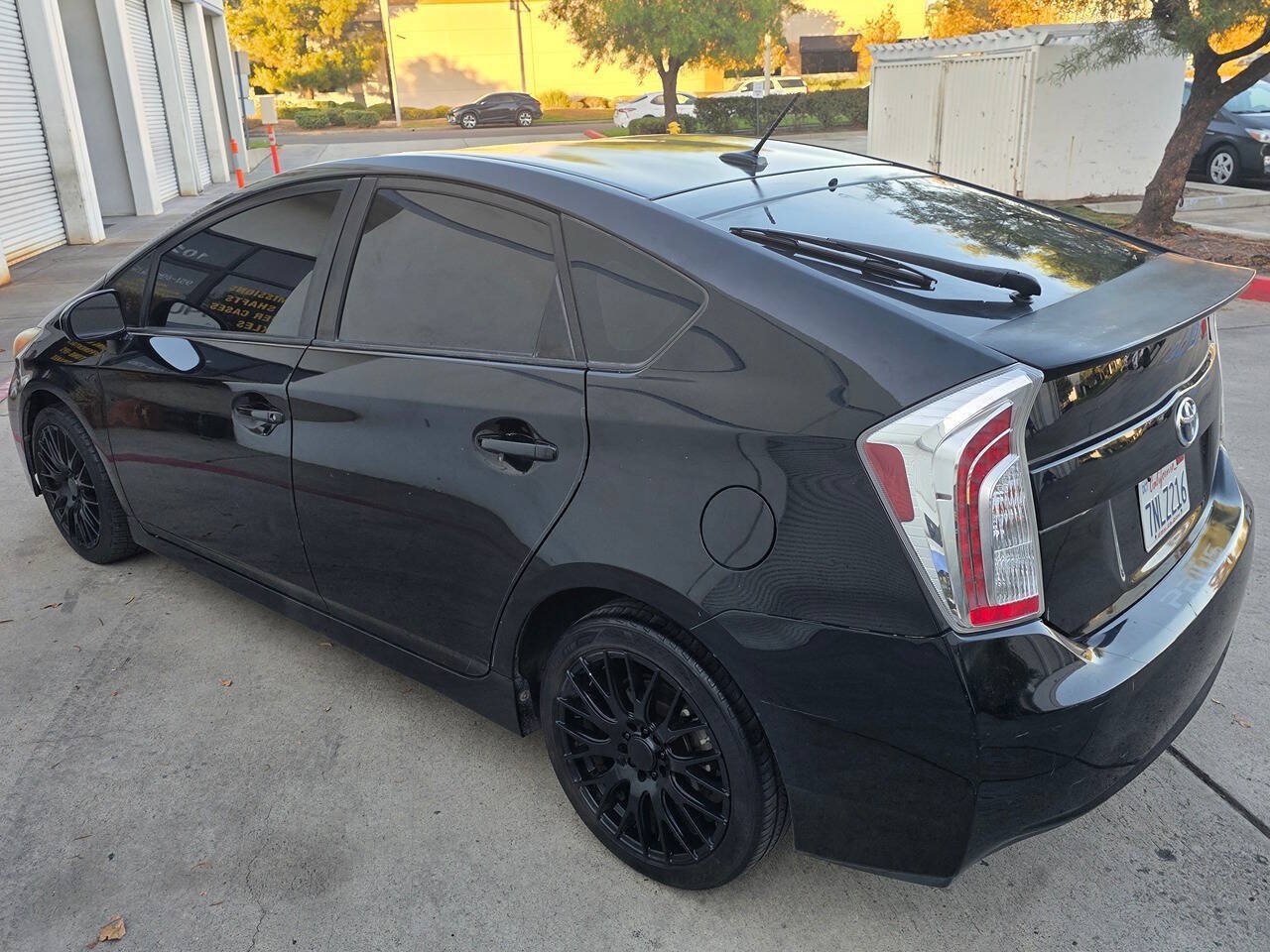 Used 2015 Toyota Prius Four w/ Preferred Accessory Package FWD image 15