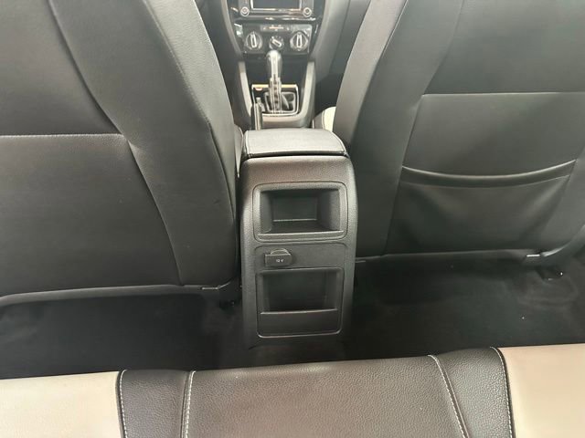 Used 2016 Volkswagen Jetta Sport w/ Lighting Package FWD image 10