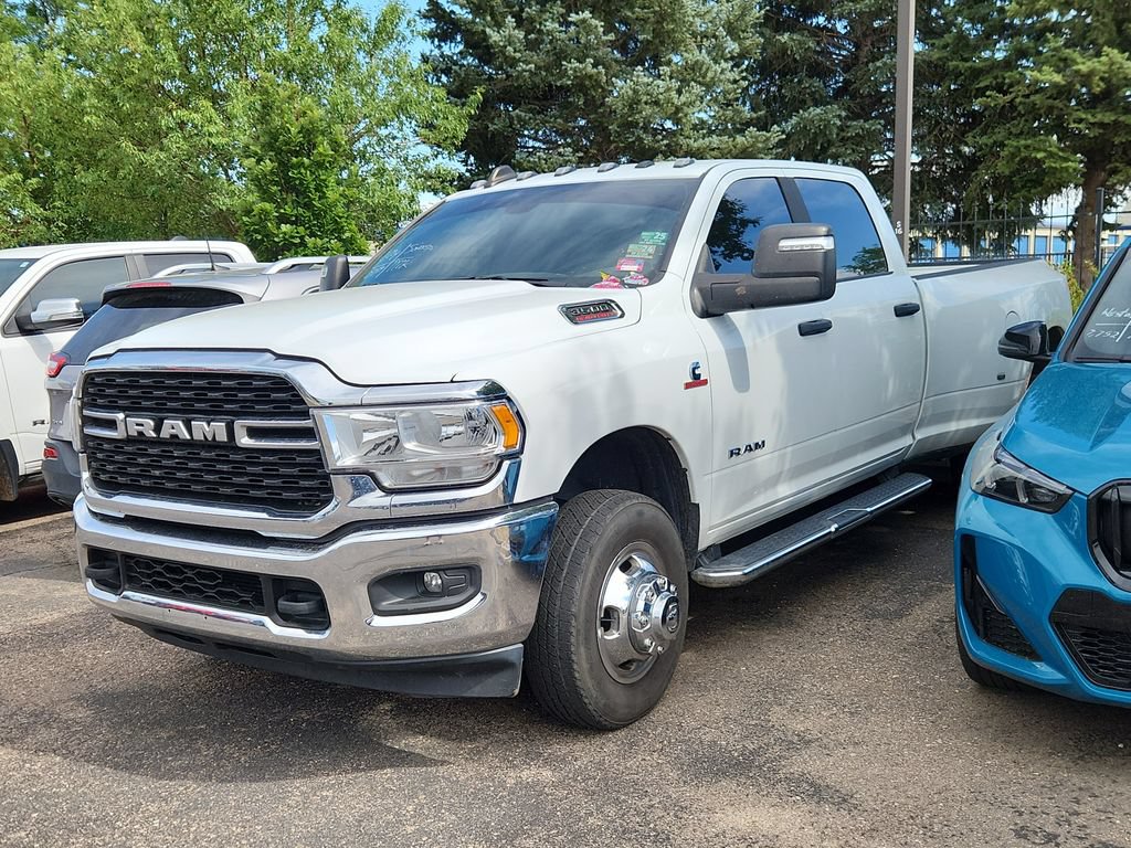 Used 2023 RAM 3500 Big Horn w/ Level 1 Equipment Group AWD/4WD image 3