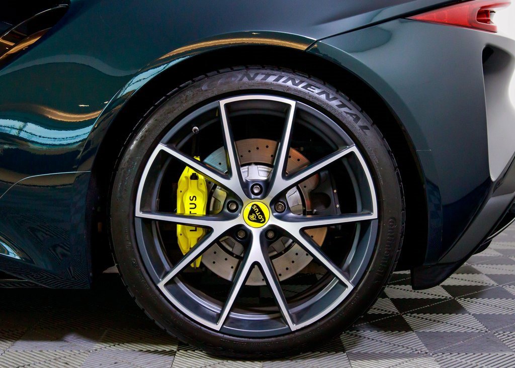 Used 2024 Lotus Emira First Edition image 8