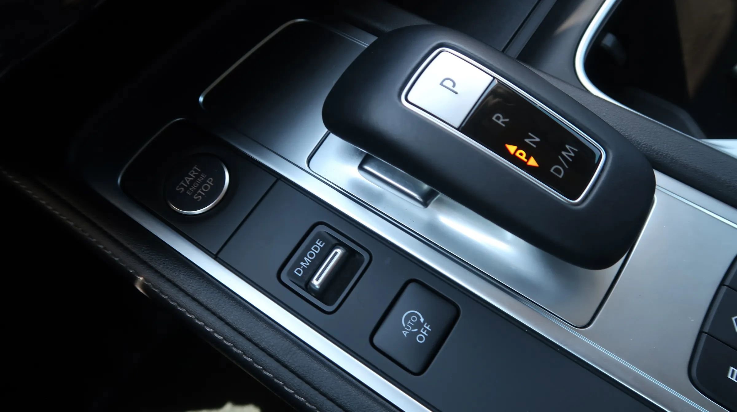 Used 2025 INFINITI QX60 Luxe image 35