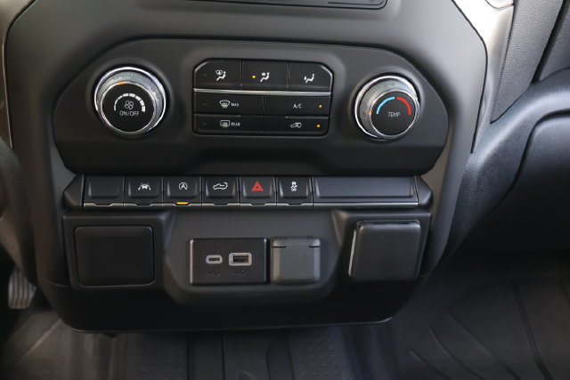 Used 2025 Chevrolet Silverado 1500 Custom AWD/4WD image 31