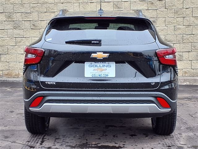 New 2026 Chevrolet Trax LT w/ Driver Confidence Package image 18