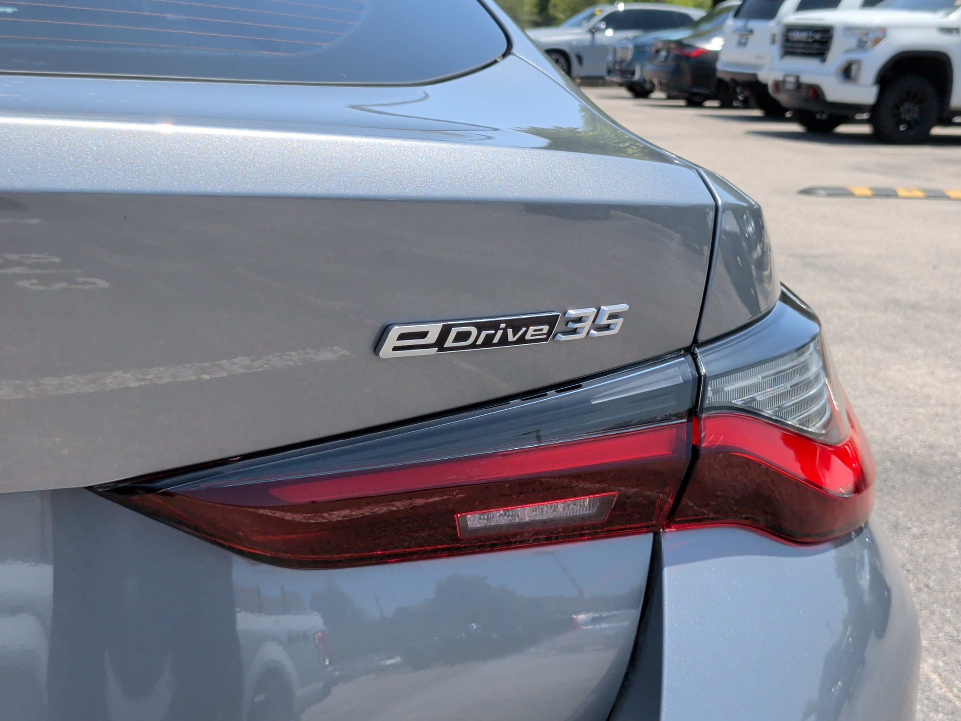 Used 2024 BMW i4 eDrive35 w/ Premium Package RWD image 11