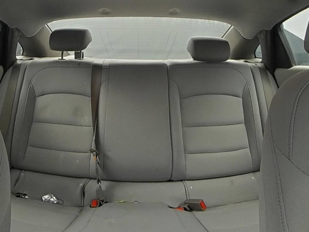 Used 2021 Chevrolet Malibu LS FWD image 10