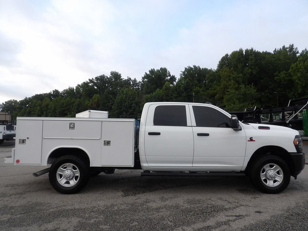 Used 2024 RAM 2500 Tradesman w/ Snow Chief Group AWD/4WD image 9