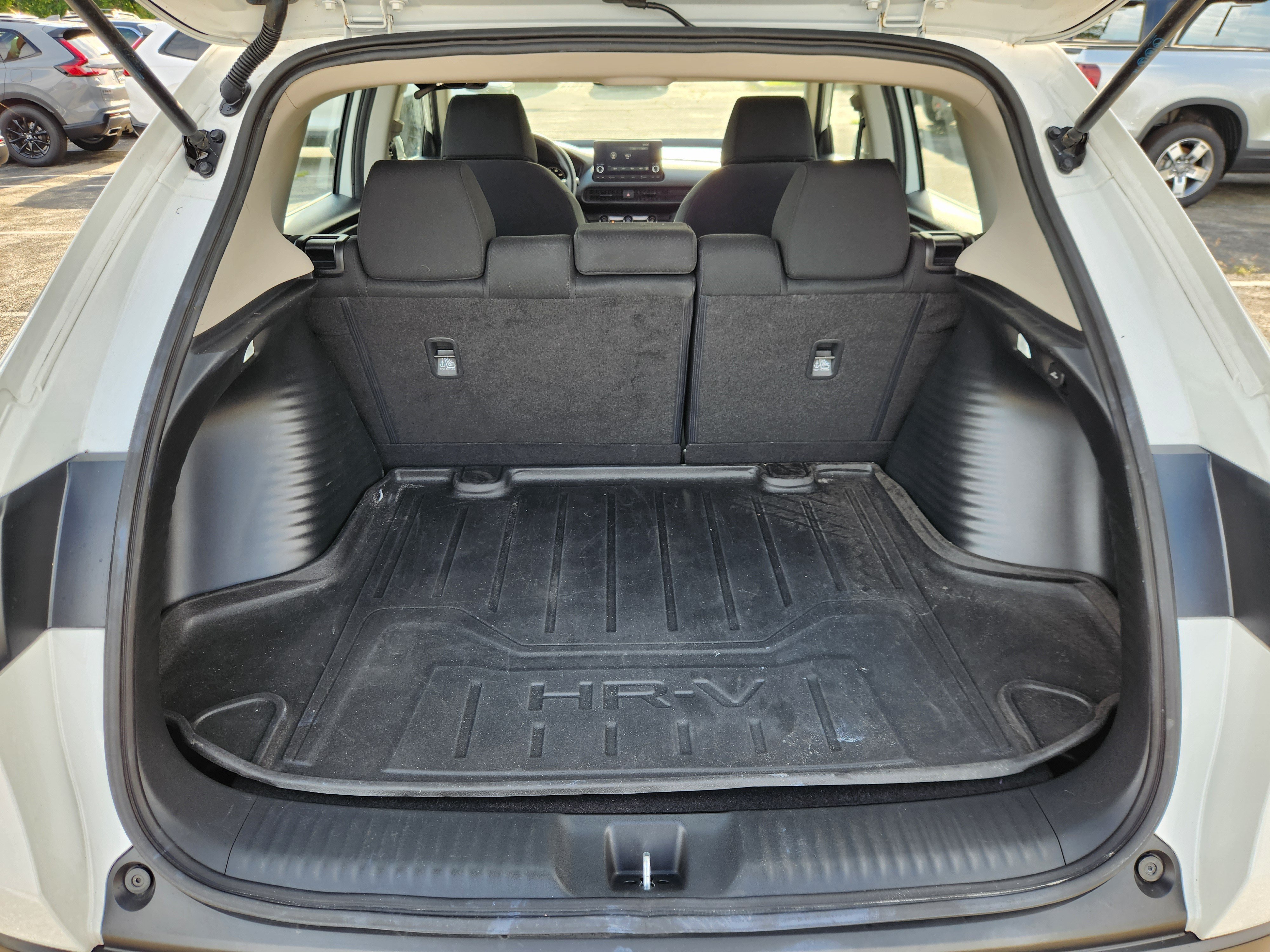 Certified 2024 Honda HR-V LX image 18