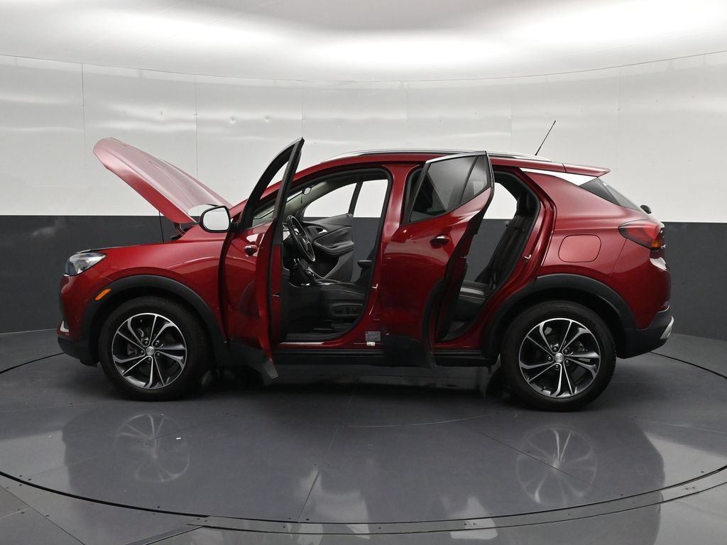 Used 2021 Buick Encore GX Select FWD image 37