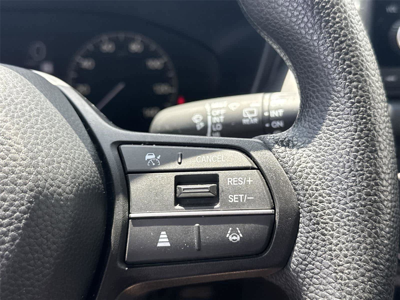 Used 2024 Honda HR-V LX image 11