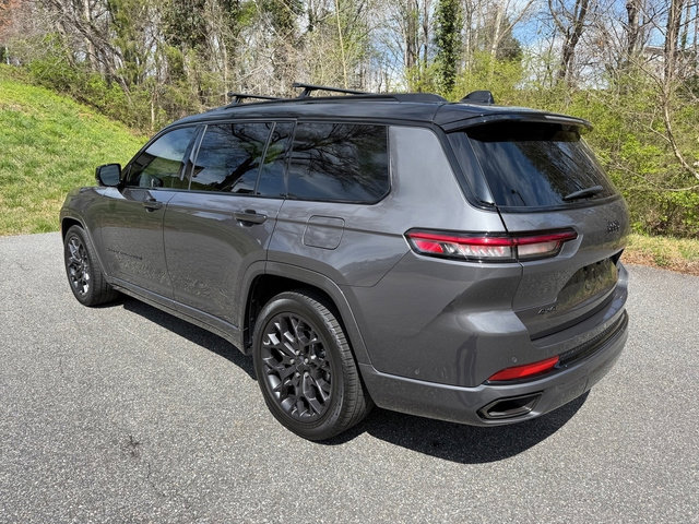 Used 2023 Jeep Grand Cherokee L Summit image 8