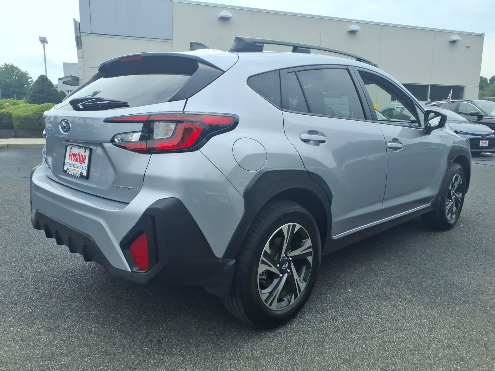 Certified 2024 Subaru Crosstrek 2.0i Premium w/ Crosstrek Mirror Package AWD/4WD image 2