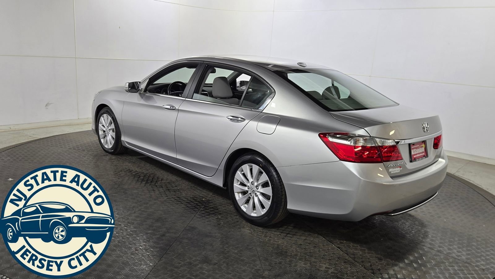 Used 2015 Honda Accord EX-L image 5
