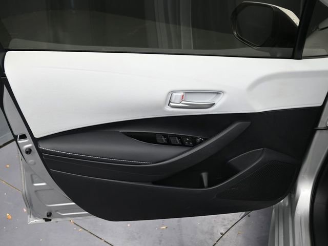 Used 2023 Toyota Corolla SE image 16