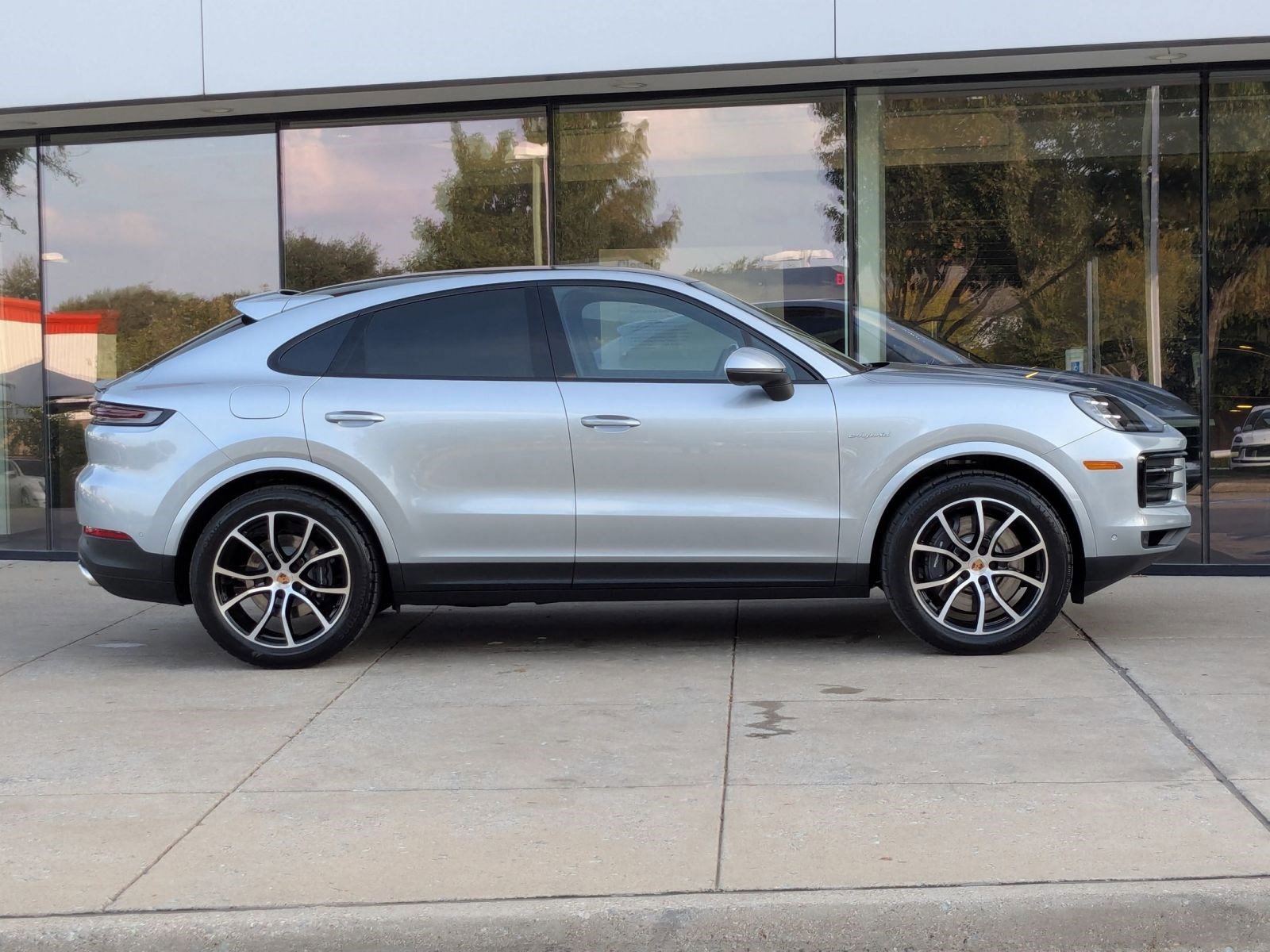 New 2026 Porsche Cayenne E-Hybrid image 8