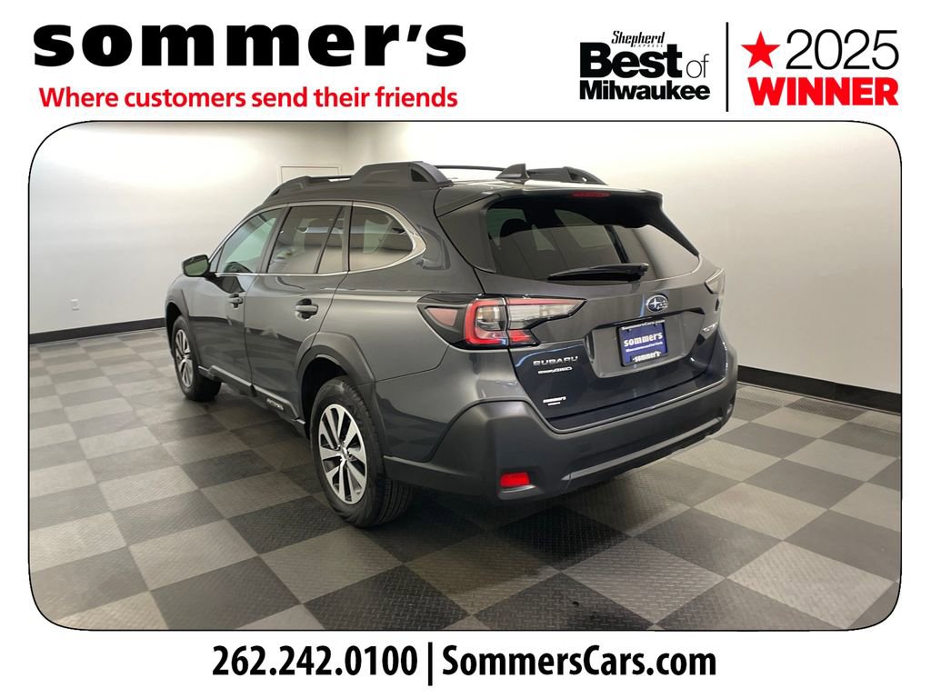 Used 2023 Subaru Outback Premium AWD/4WD image 3