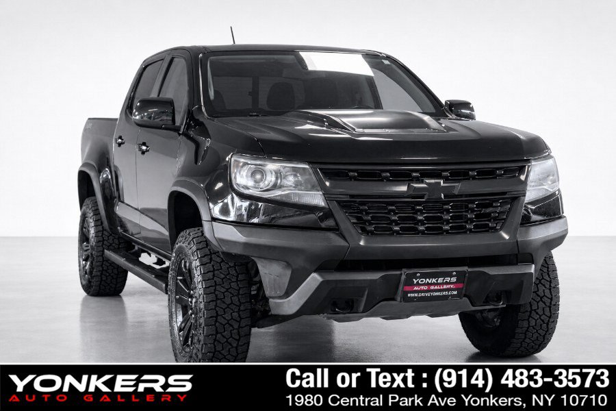 Used 2019 Chevrolet Colorado ZR2 w/ ZR2 Midnight Special Edition AWD/4WD image 4