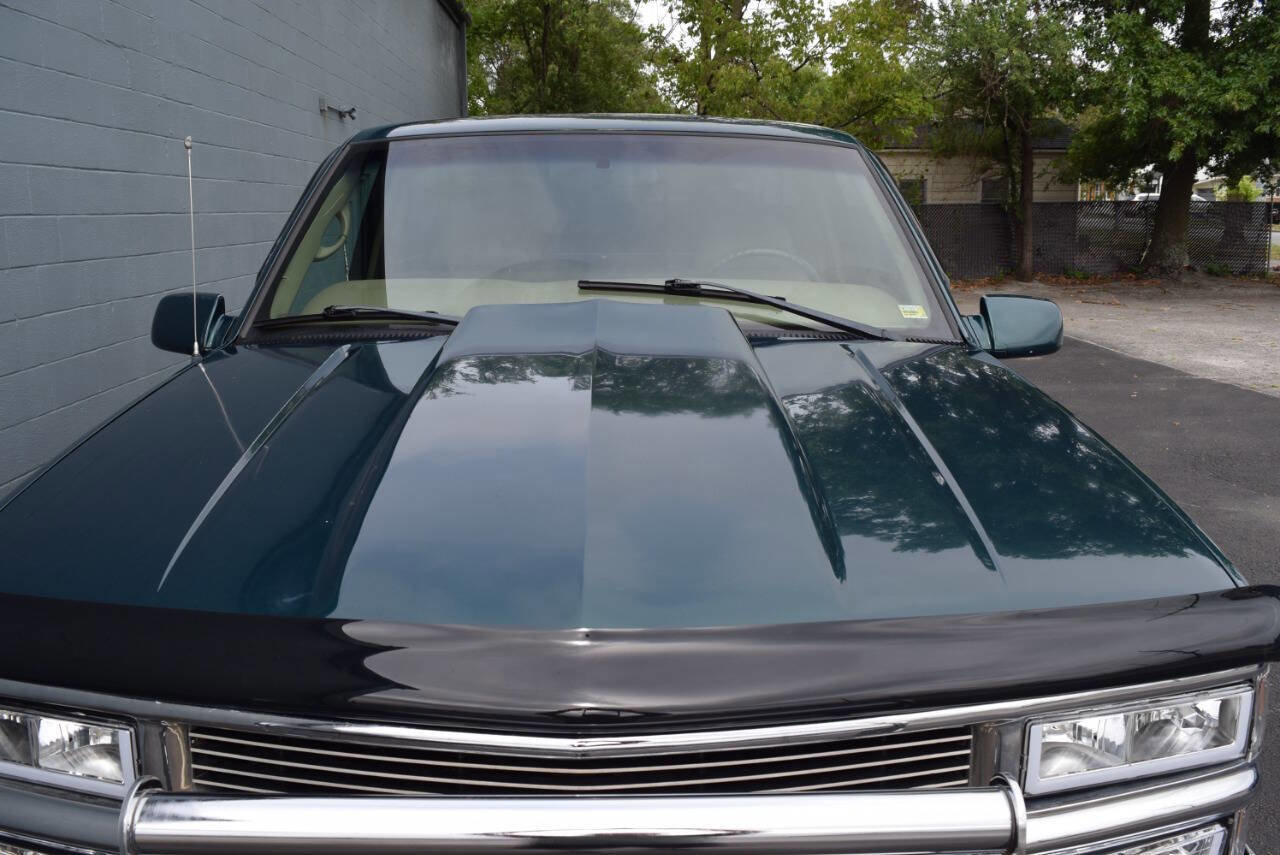 Used 1997 Chevrolet Silverado 1500 4x4 Regular Cab w/ Preferred Equipment Group 2 image 14