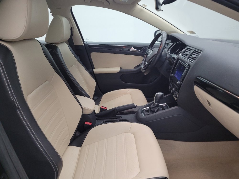 Used 2016 Volkswagen Jetta SEL Premium image 21