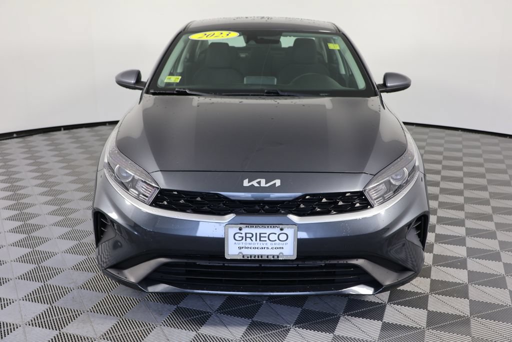 Used 2023 Kia Forte LXS FWD image 3