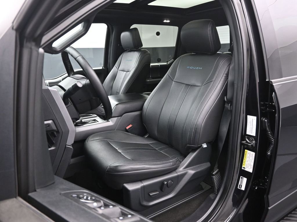 Used 2019 Ford F150 XLT w/ Equipment Group 302A Luxury image 8