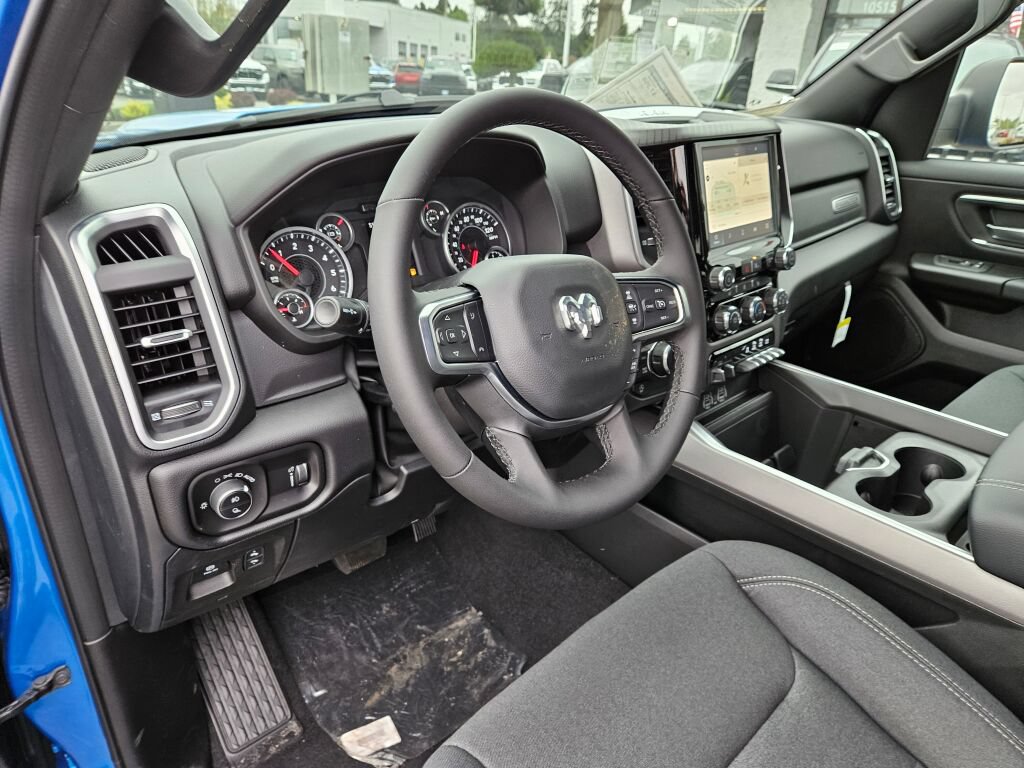 New 2026 RAM 1500 Big Horn AWD/4WD image 17