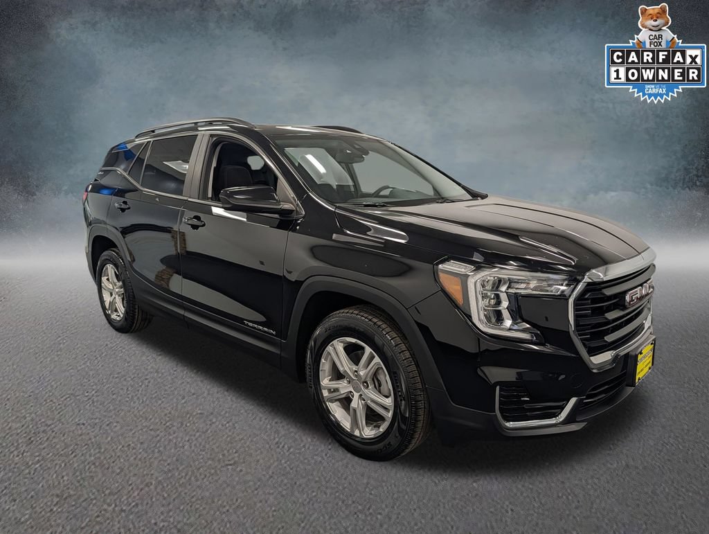 Used 2022 GMC Terrain SLE w/ Driver Convenience Package AWD/4WD image 3