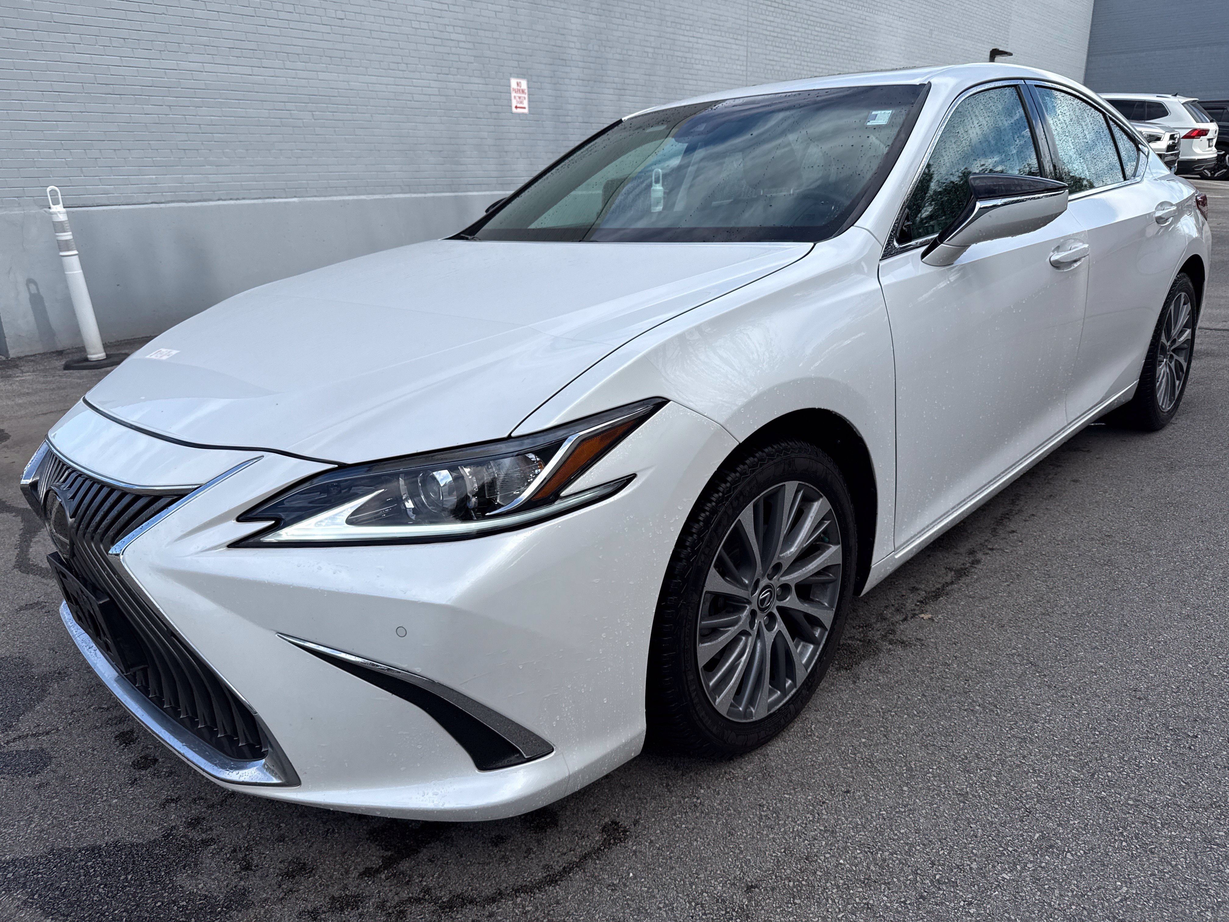 Used 2021 Lexus ES 250 w/ Premium Package AWD/4WD image 1