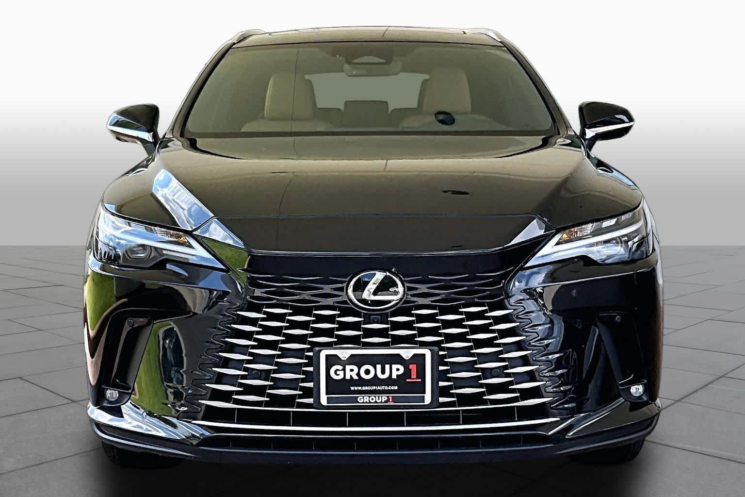 Used 2026 Lexus RX 350 Premium w/ Convenience Package FWD image 4