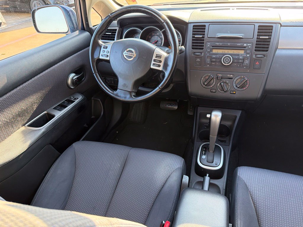 Used 2008 Nissan Versa Hatchback w/ Convenience Pkg FWD image 21