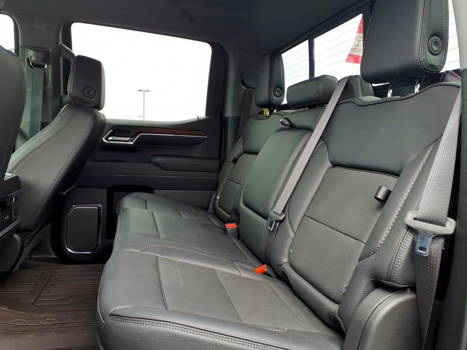 Used 2024 GMC Sierra 1500 Denali w/ Technology Package image 14