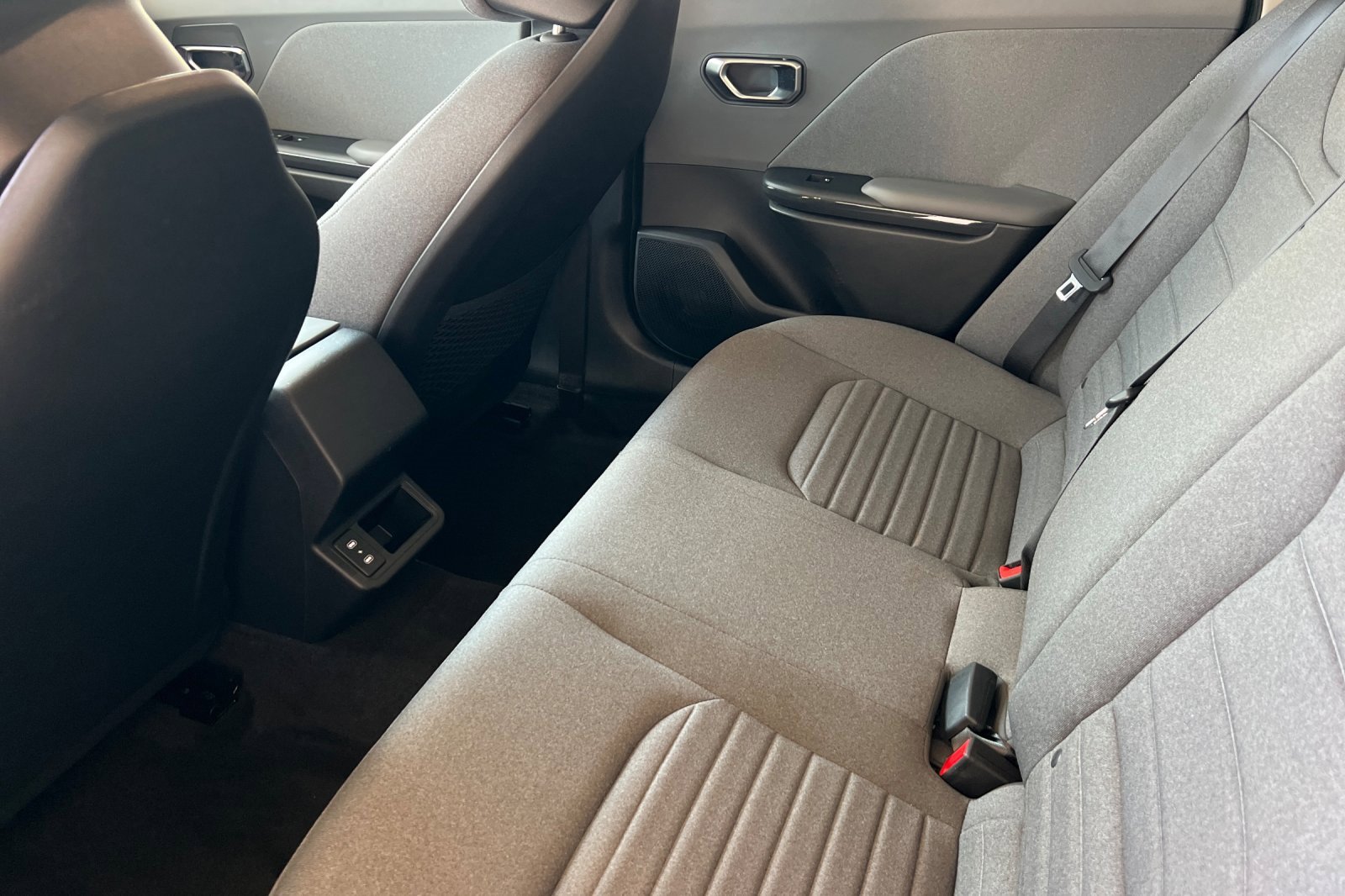 Used 2025 Kia K4 EX image 13