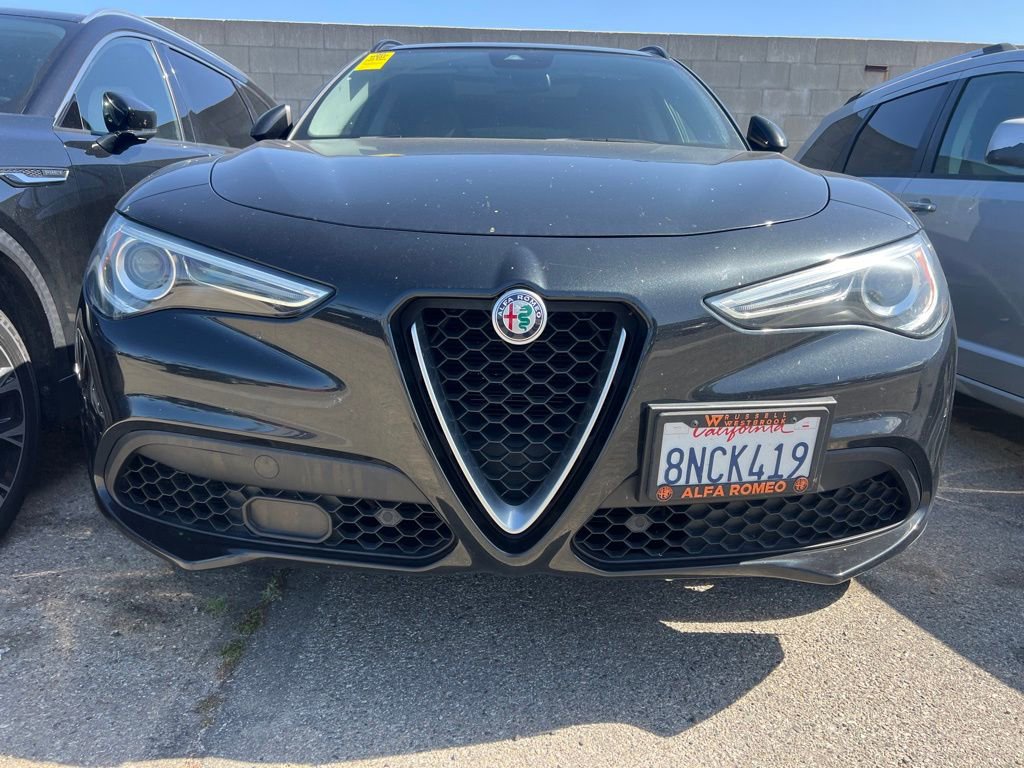 Used 2019 Alfa Romeo Stelvio Sport w/ Quick Order Package 22K Sport RWD image 3