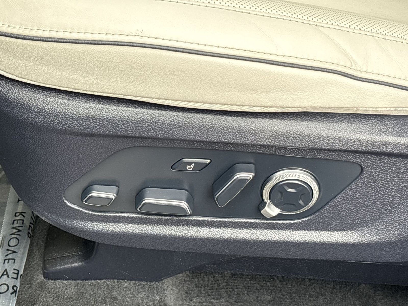 Certified 2025 Hyundai Palisade Calligraphy AWD/4WD image 14