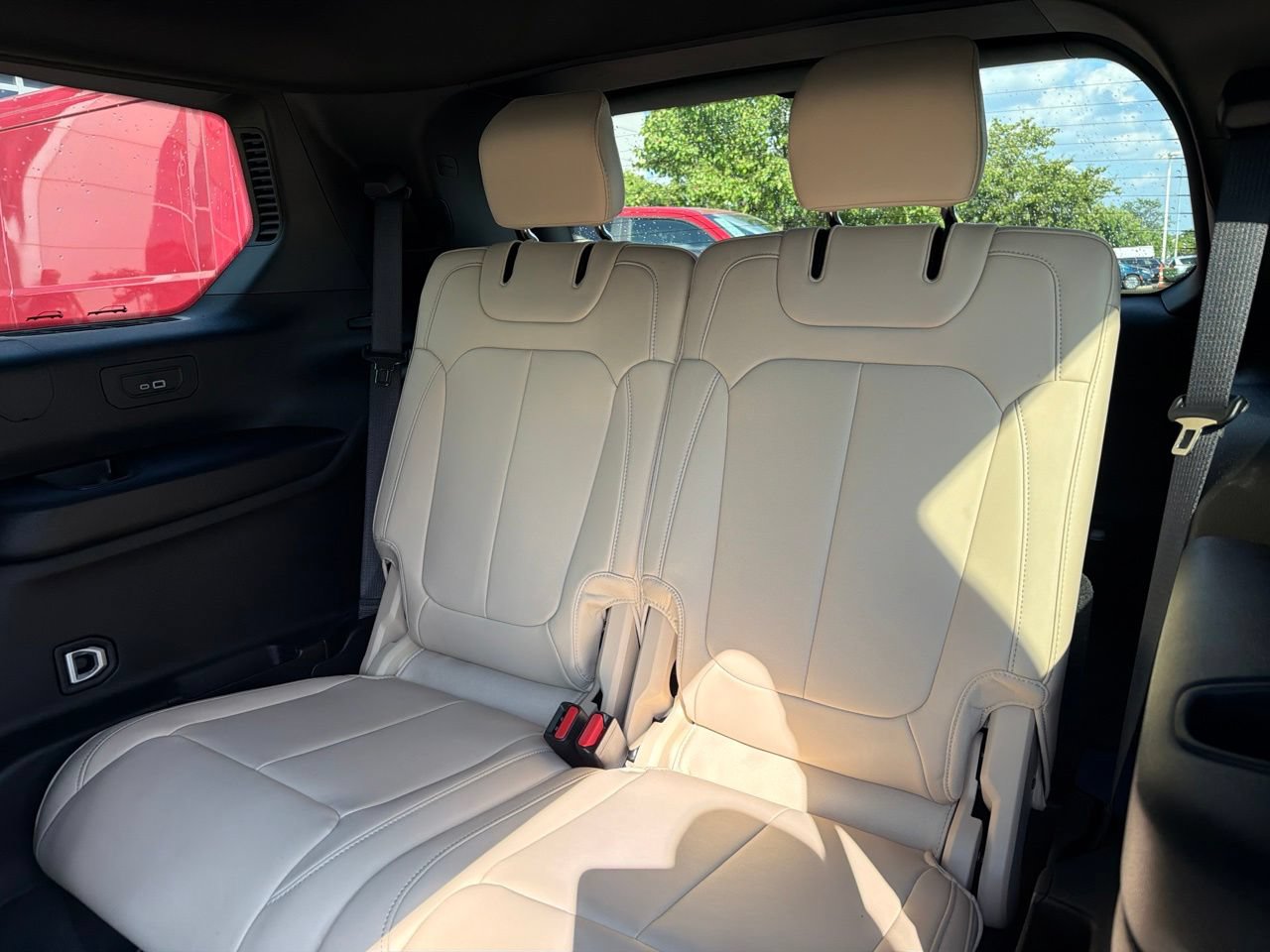 Used 2025 Jeep Grand Cherokee L Limited AWD/4WD image 22