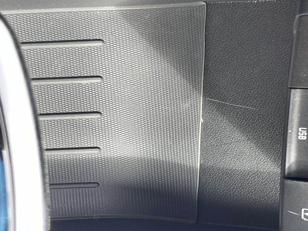 Used 2019 Kia Niro EX w/ Cold Weather Package 2.0 image 22