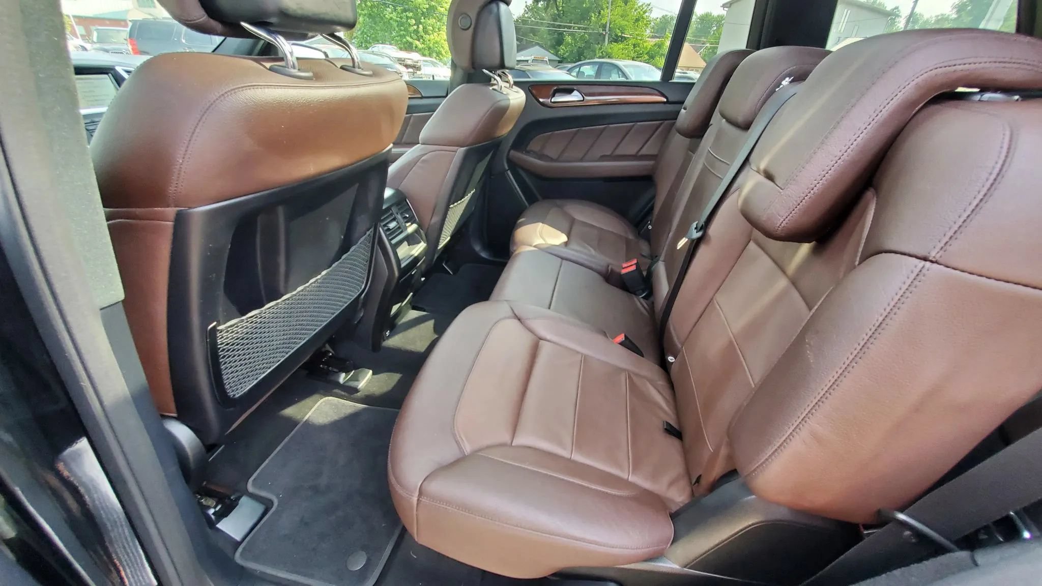 Used 2015 Mercedes-Benz GL 450 4MATIC image 36