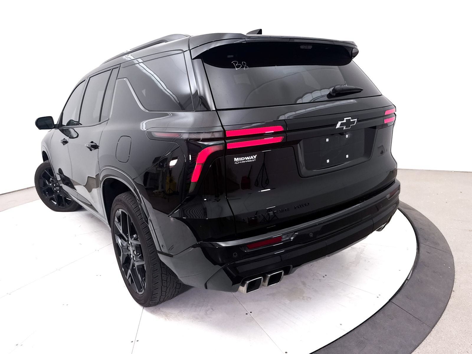 Used 2024 Chevrolet Traverse RS AWD/4WD image 9
