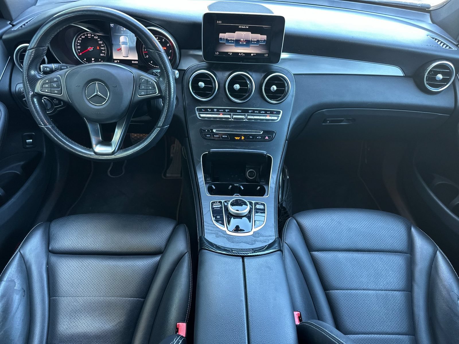 Used 2019 Mercedes-Benz GLC 300 image 14