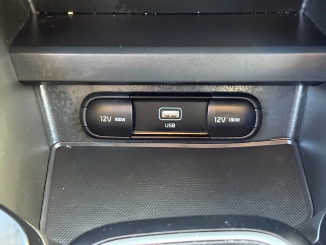 Certified 2025 Kia Soul LX image 18
