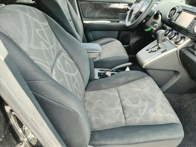 Used 2015 Scion xB FWD image 18