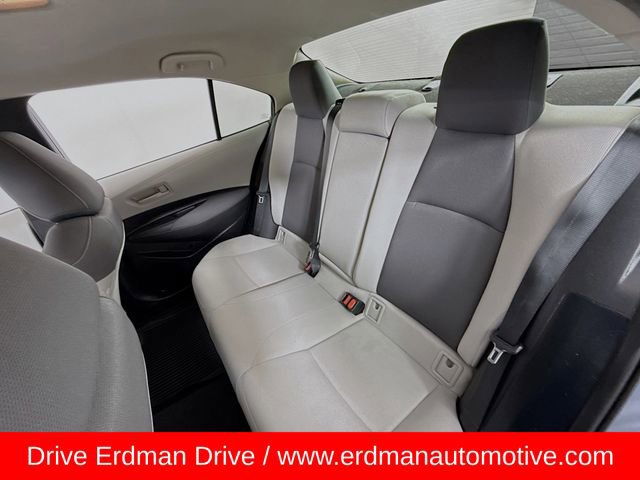 Used 2022 Toyota Corolla LE image 8