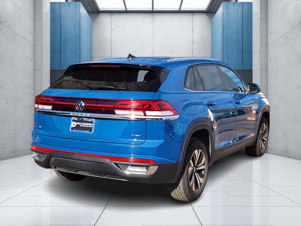 Used 2025 Volkswagen Atlas Cross Sport SE image 24