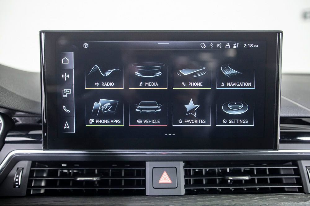 Used 2024 Audi A4 2.0T Premium w/ Convenience Package image 33