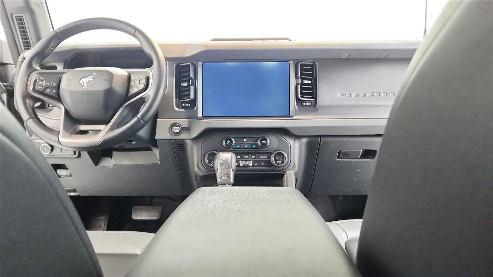 Used 2024 Ford Bronco Big Bend image 29